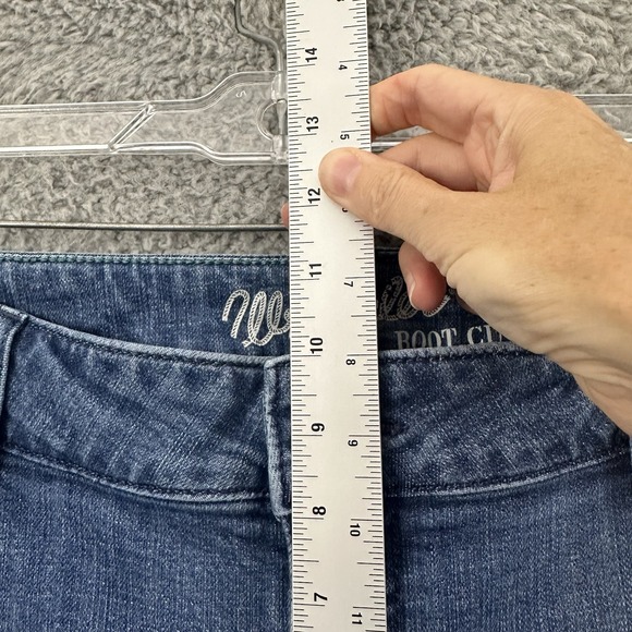 Wrangler Retro Mae Bootcut Jeans Mid Rise Western Rodeo Festival Women's 17 x 32 - Picture 8 of 10